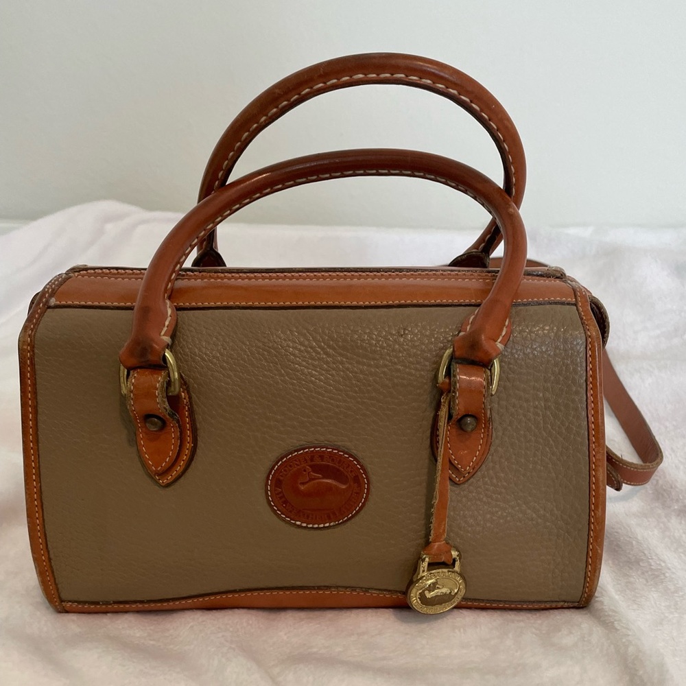 Vintage Dooney and Bourke purse